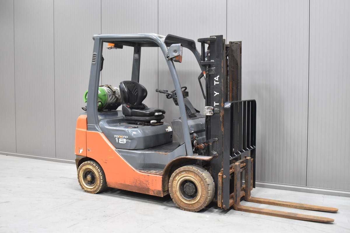 Toyota 02-8FGF18 Gebrauchtstapler Kaufen