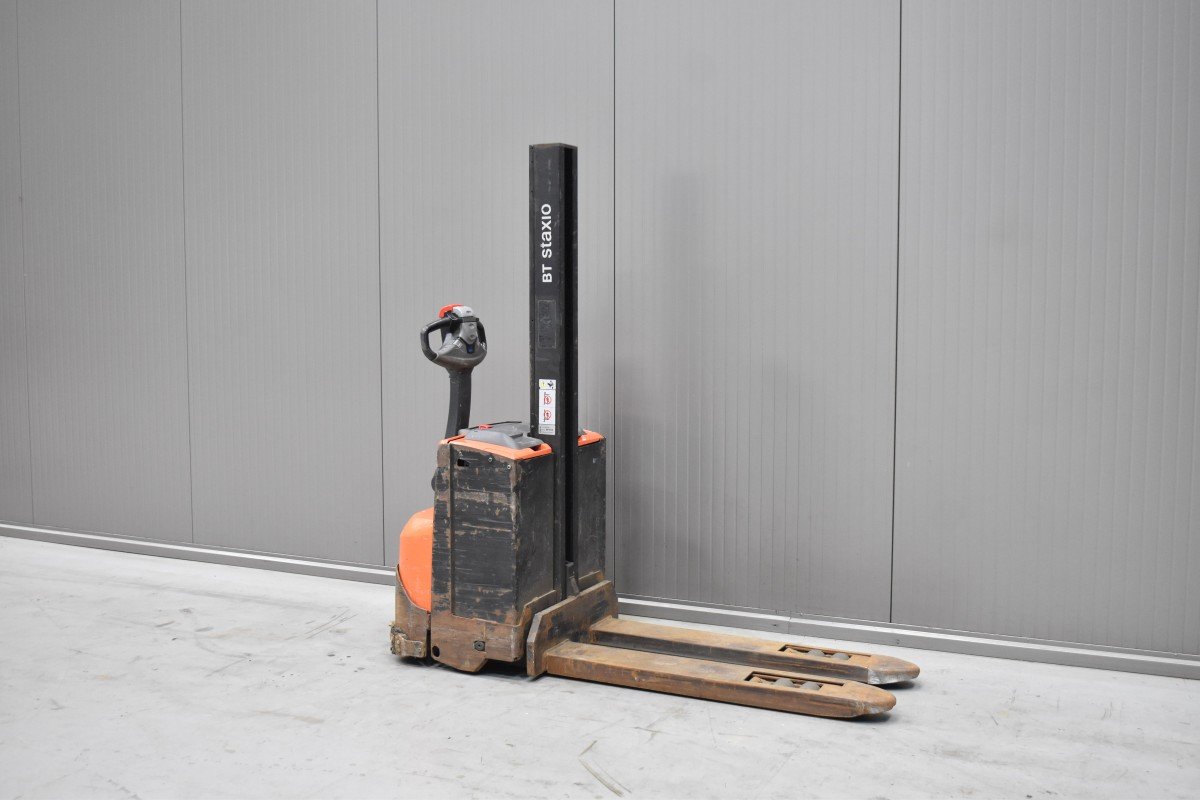 Toyota SWE 080L Gebrauchtstapler Kaufen