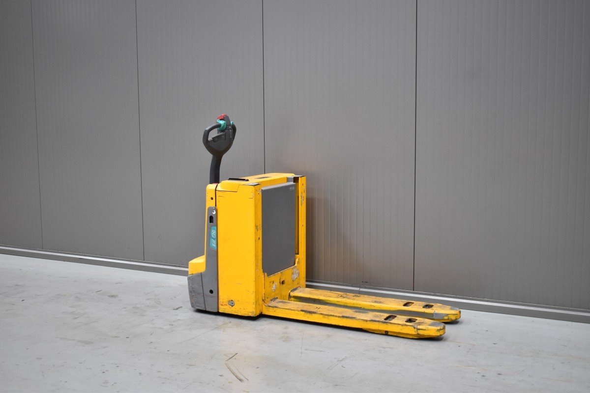 Gabelstapler Gebraucht kaufen – Jungheinrich EJE C20 mit Elektro in Österreich