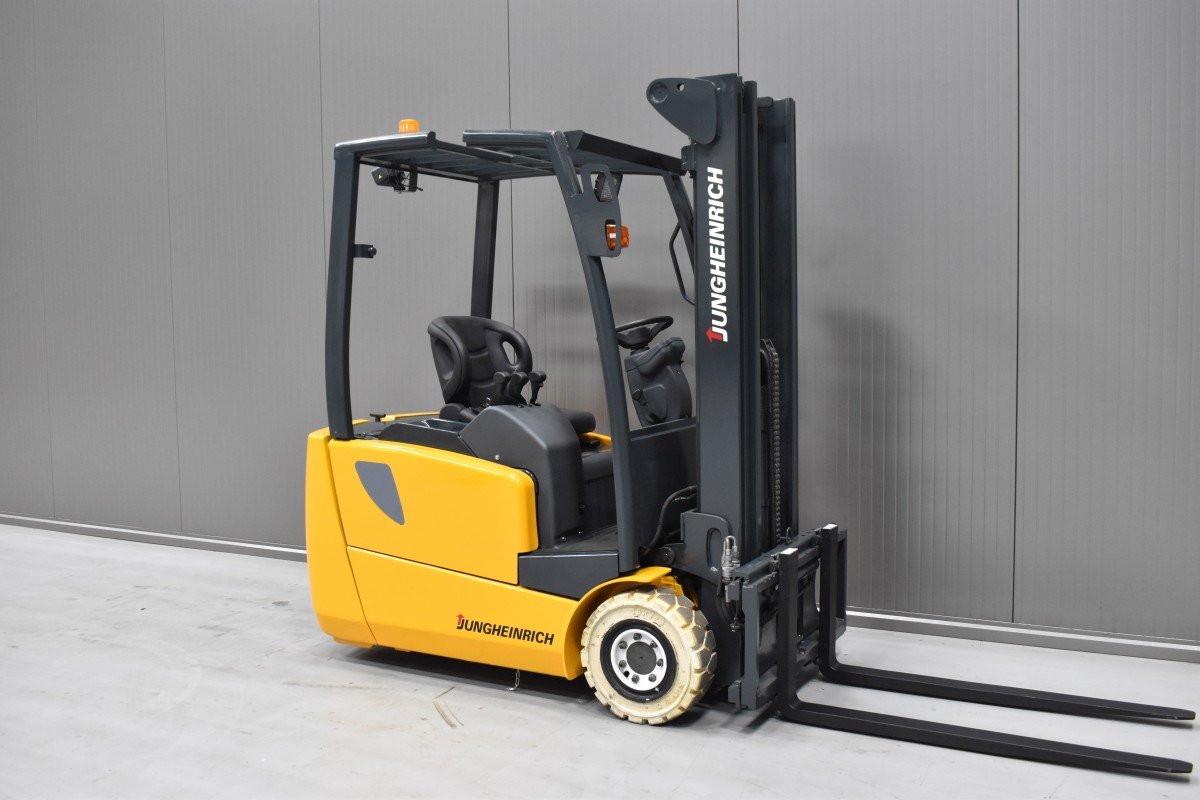 Gabelstapler Gebraucht kaufen – Jungheinrich EFG 216 kn mit Elektro in Österreich