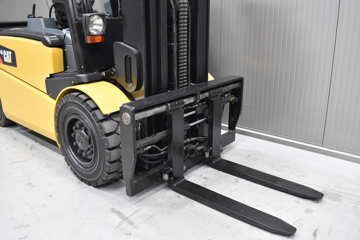 Caterpillar EP 40 – Bild 5