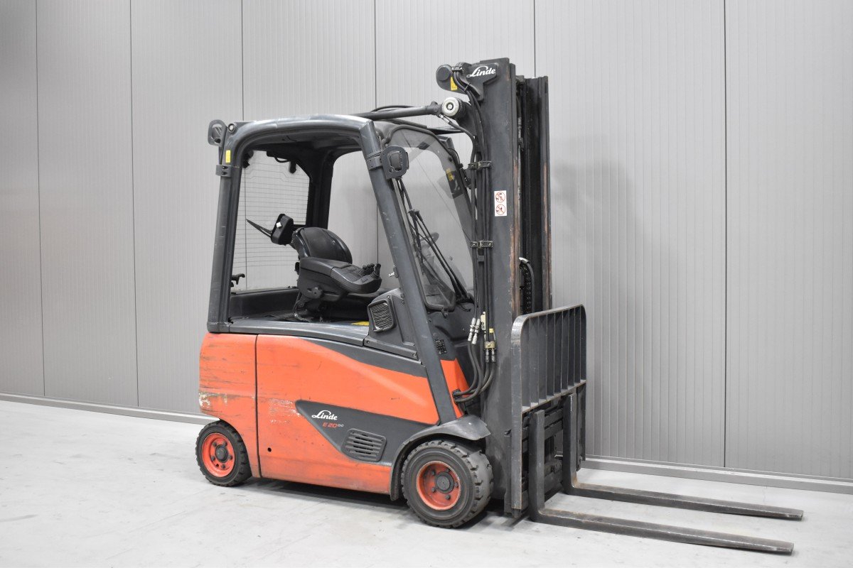 Gabelstapler Gebraucht kaufen – Linde E 20 PH - 02 mit Elektro in Österreich