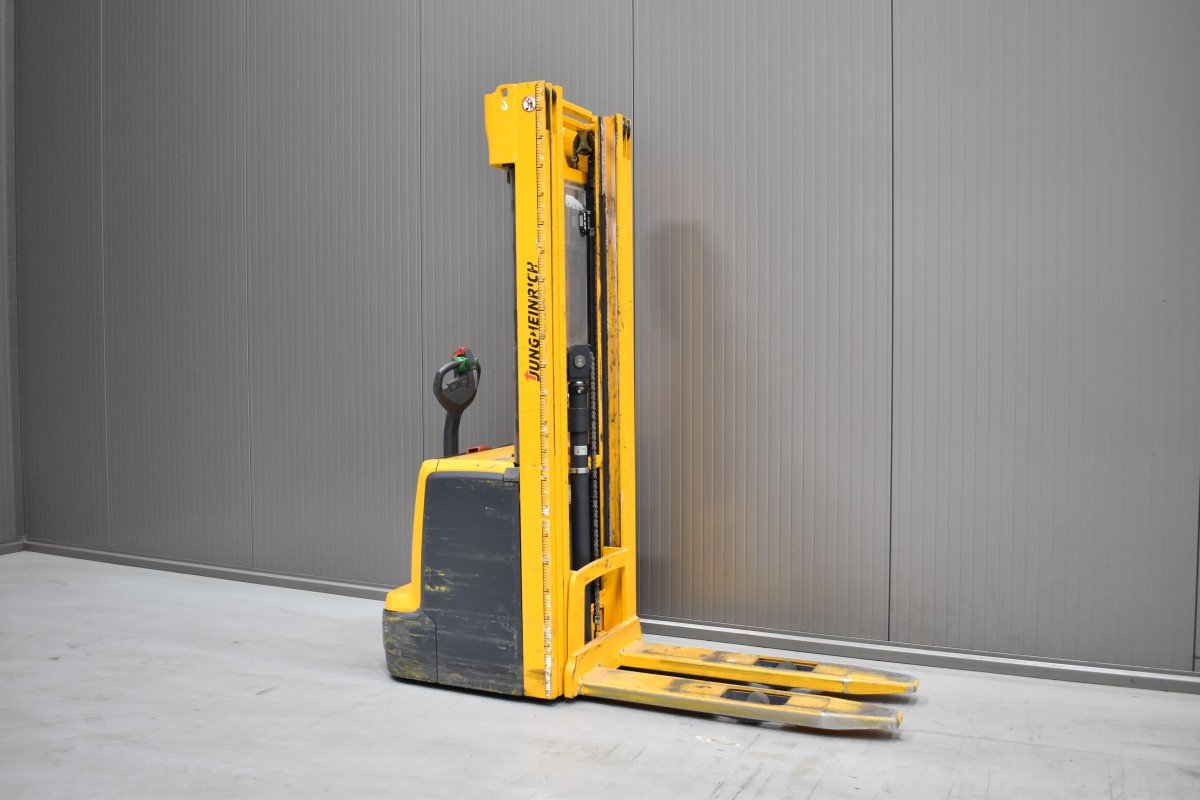 Gabelstapler Gebraucht kaufen – Jungheinrich EJC 214 mit Elektro in Österreich