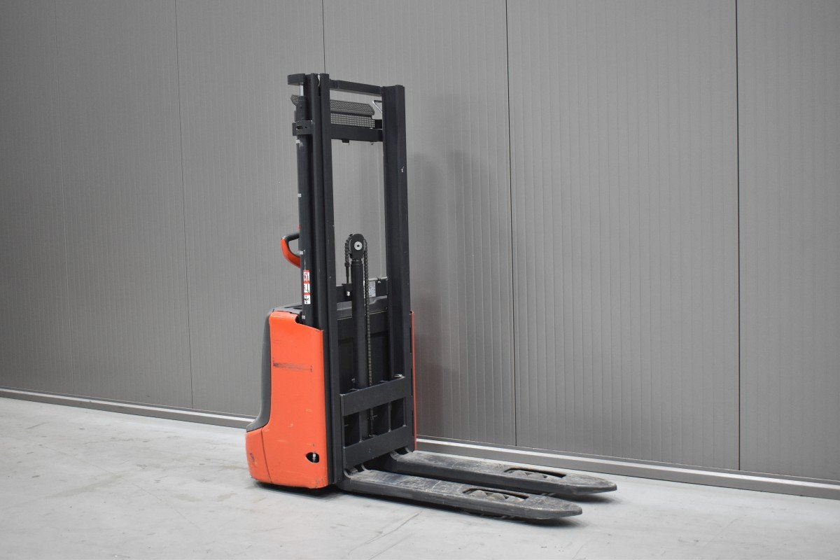 Gabelstapler Gebraucht kaufen – Linde L 10 mit Elektro in Österreich