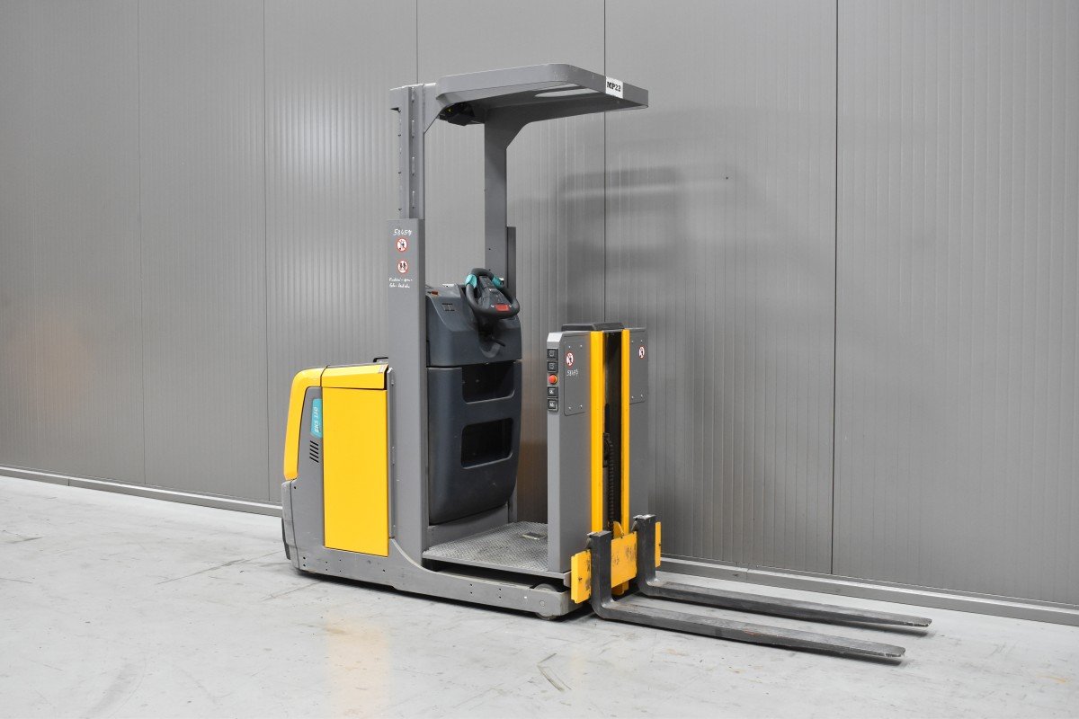 Gabelstapler Gebraucht kaufen – Jungheinrich EKS 110 Z mit Elektro in Österreich