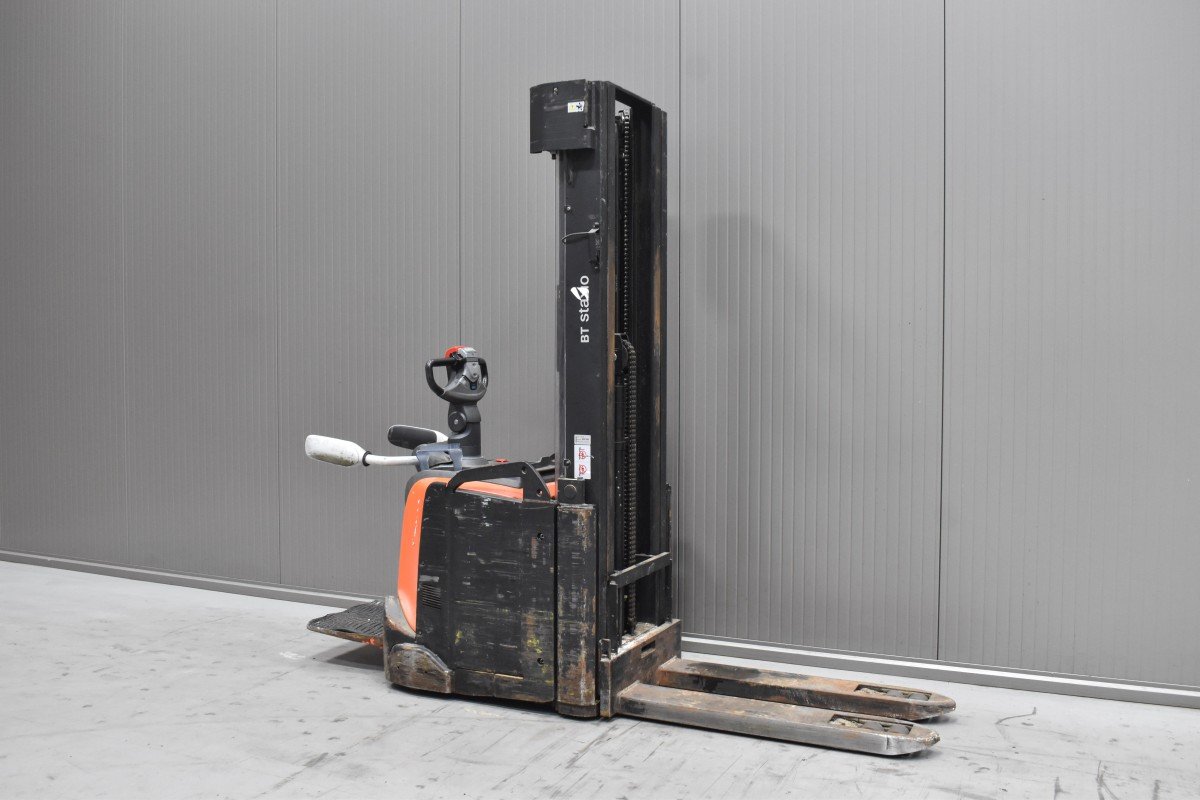 Gabelstapler Gebraucht kaufen – Toyota SPE 140L mit Elektro in Österreich