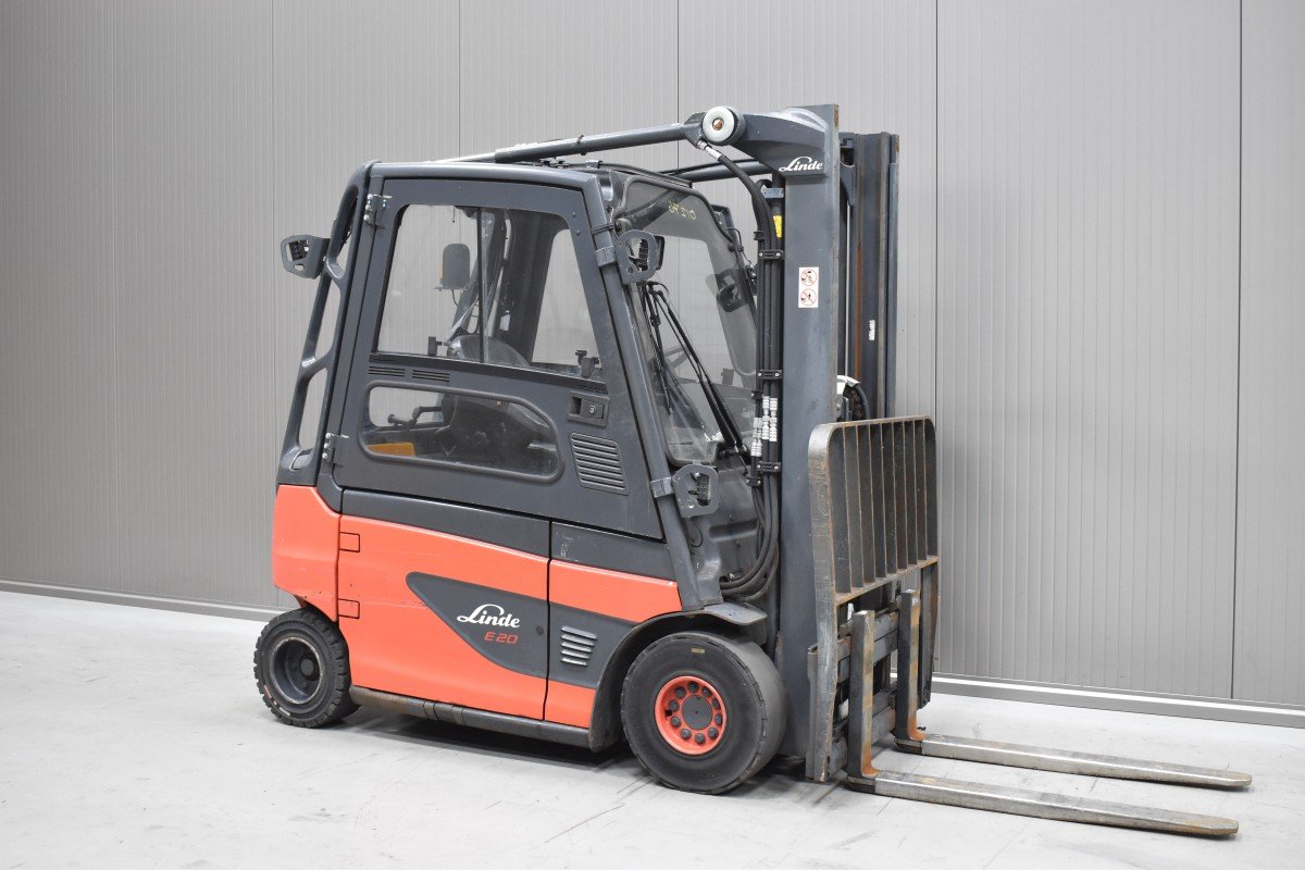 Gabelstapler Gebraucht kaufen – Linde E 20 - 01 mit Elektro in Österreich