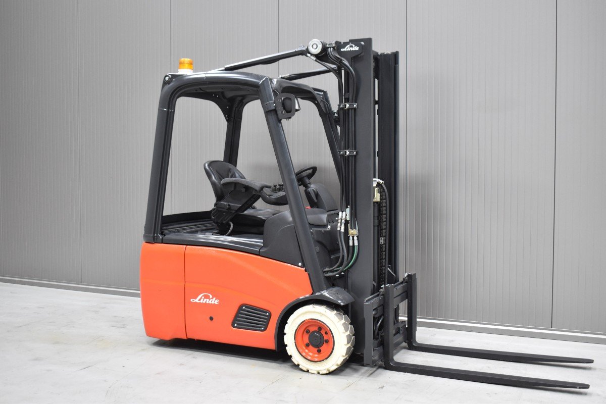 Gabelstapler Gebraucht kaufen – Linde E 16 C-01 mit Elektro in Österreich