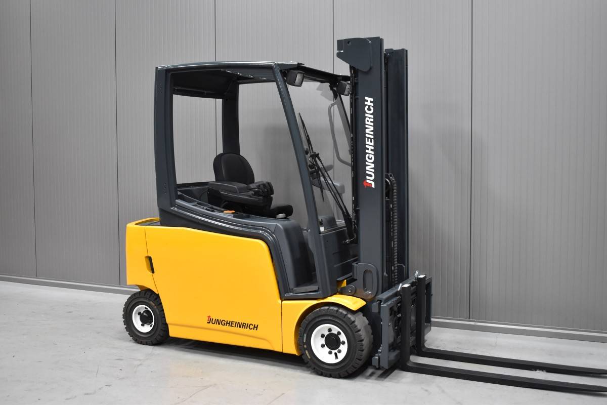 Gabelstapler Gebraucht kaufen – Jungheinrich EFG 320 mit Elektro in Deutschland