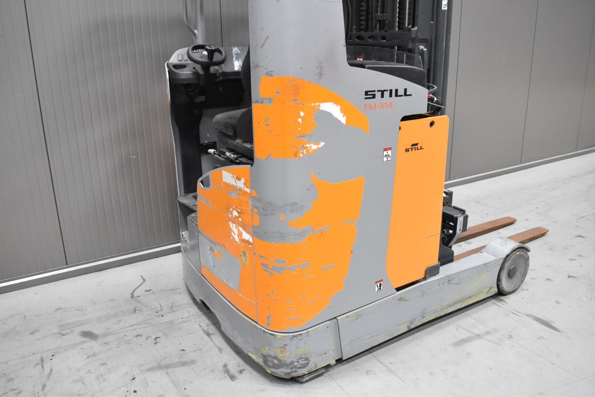 Still FM-X 14 – Bild 7