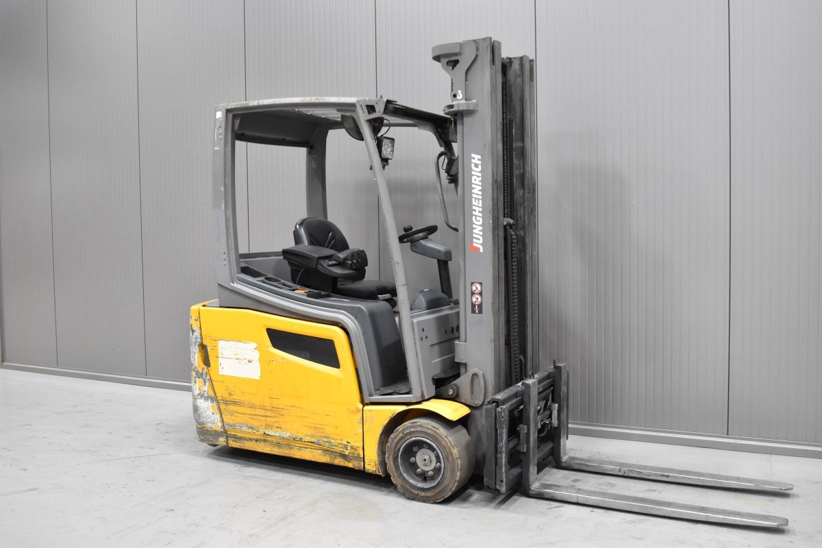 Gabelstapler Gebraucht kaufen – Jungheinrich EFG 220 mit Elektro in Österreich