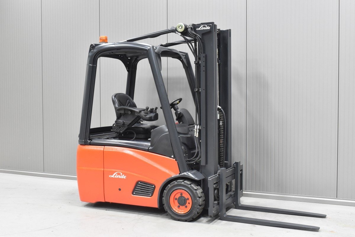 Gabelstapler Gebraucht kaufen – Linde E 16 C - 01 mit Elektro in Österreich