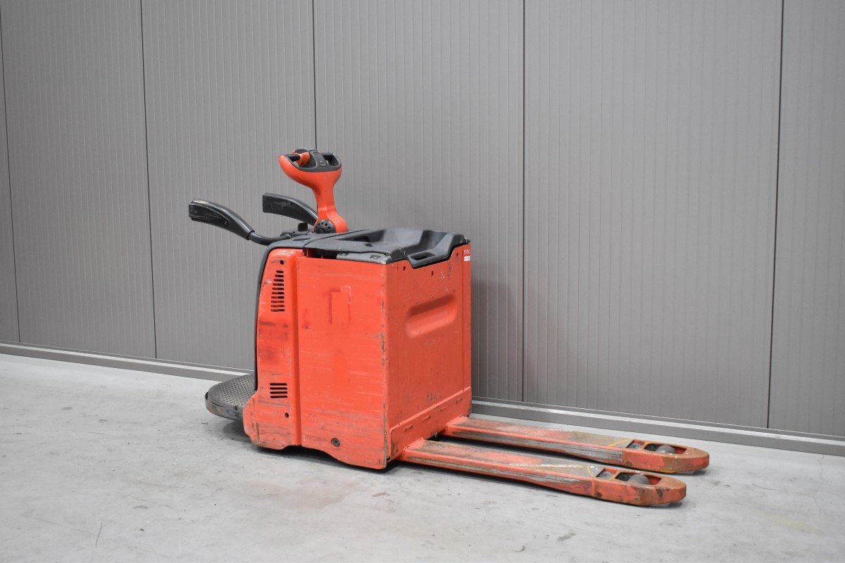 Gabelstapler Gebraucht kaufen – Linde T 20 AP mit Elektro in Österreich