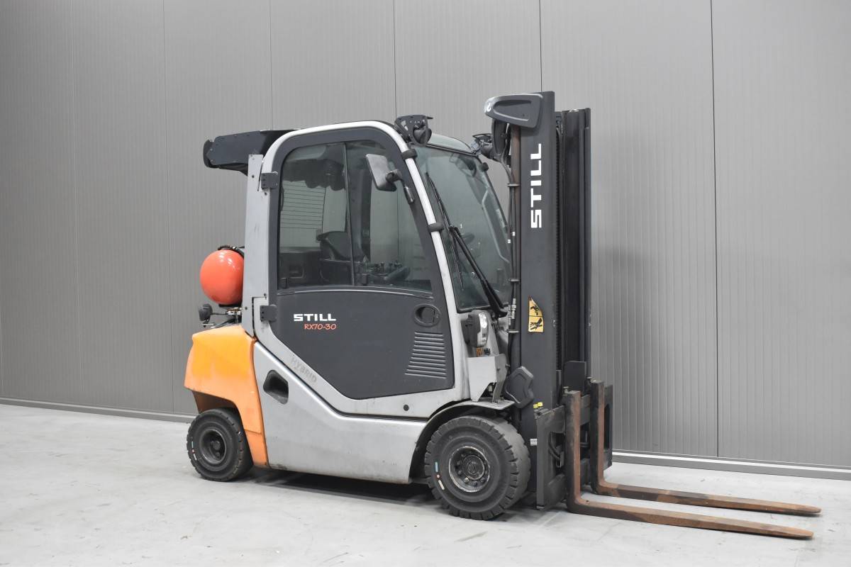 Gabelstapler Gebraucht kaufen – Still RX 70-30 T mit Gas in Deutschland