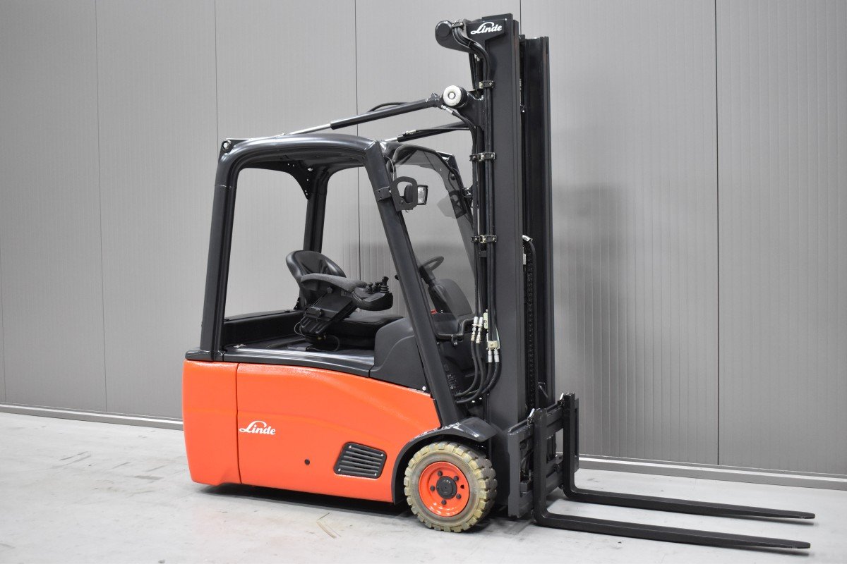 Gabelstapler Gebraucht kaufen – Linde E 16 L-01 mit Elektro in Österreich