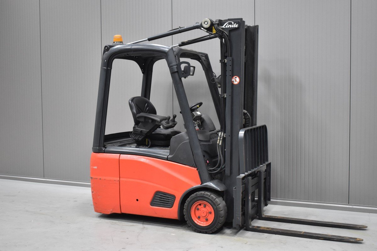 Gabelstapler Gebraucht kaufen – Linde E 16 C - 01 mit Elektro in Österreich