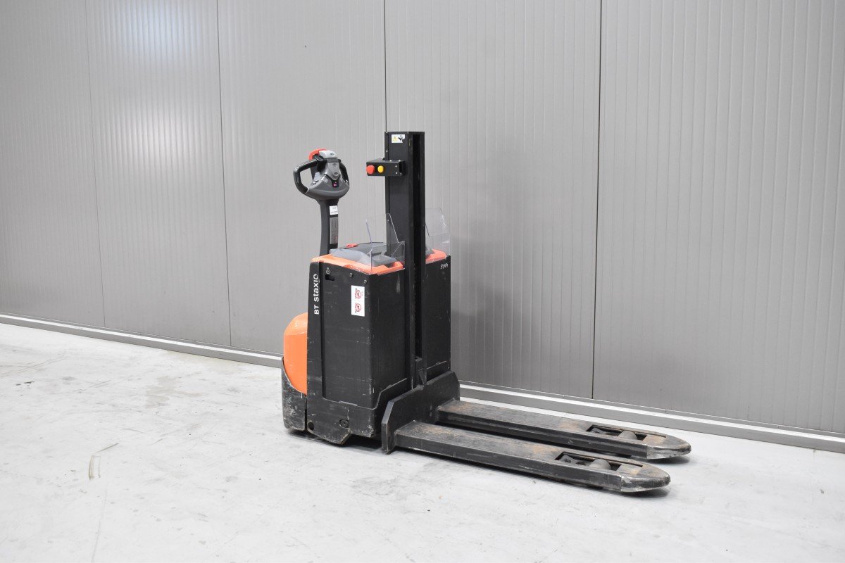 Toyota SWE 080L Gebrauchtstapler Kaufen