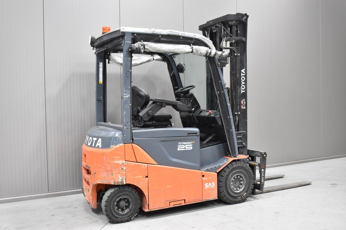 Toyota 8FBMKT25 – Bild 3