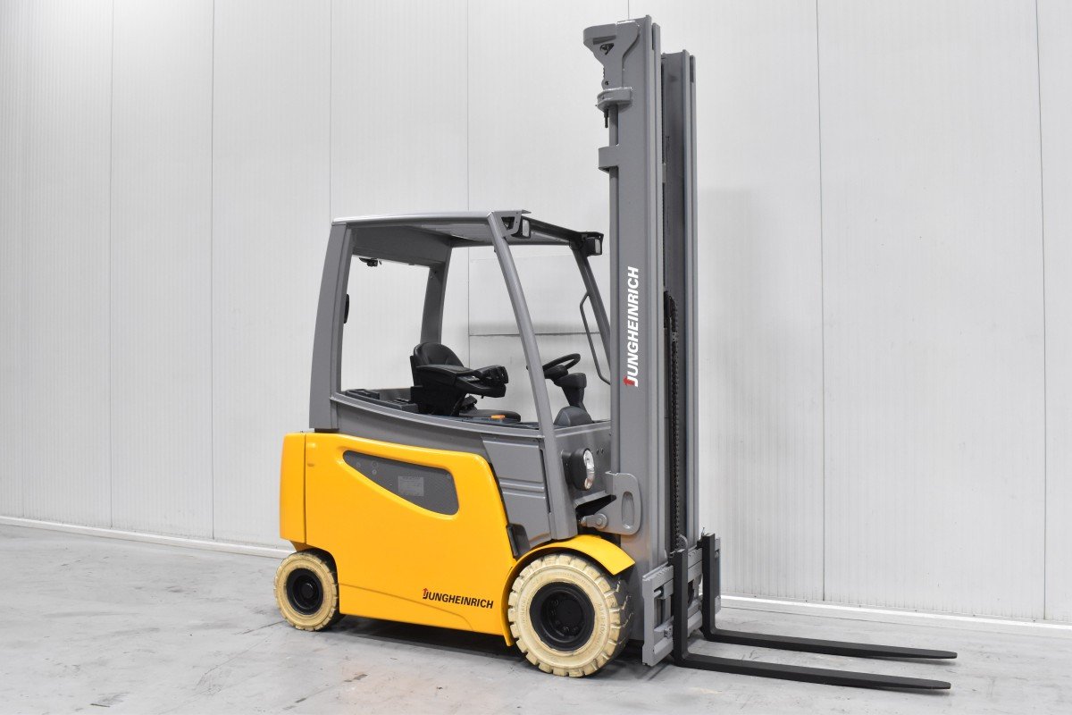 Gabelstapler Gebraucht kaufen – Jungheinrich EFG 425 k mit Elektro in Österreich