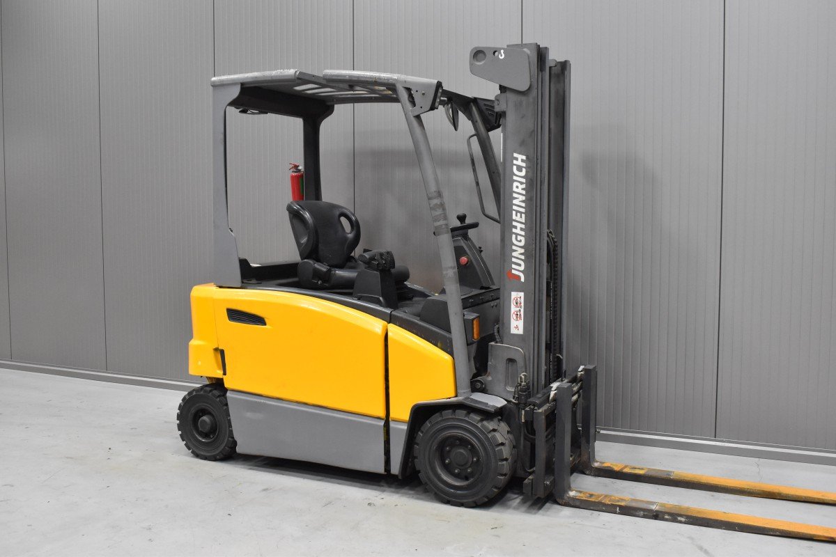 Gabelstapler Gebraucht kaufen – Jungheinrich EFG MC 320 mit Elektro in Österreich