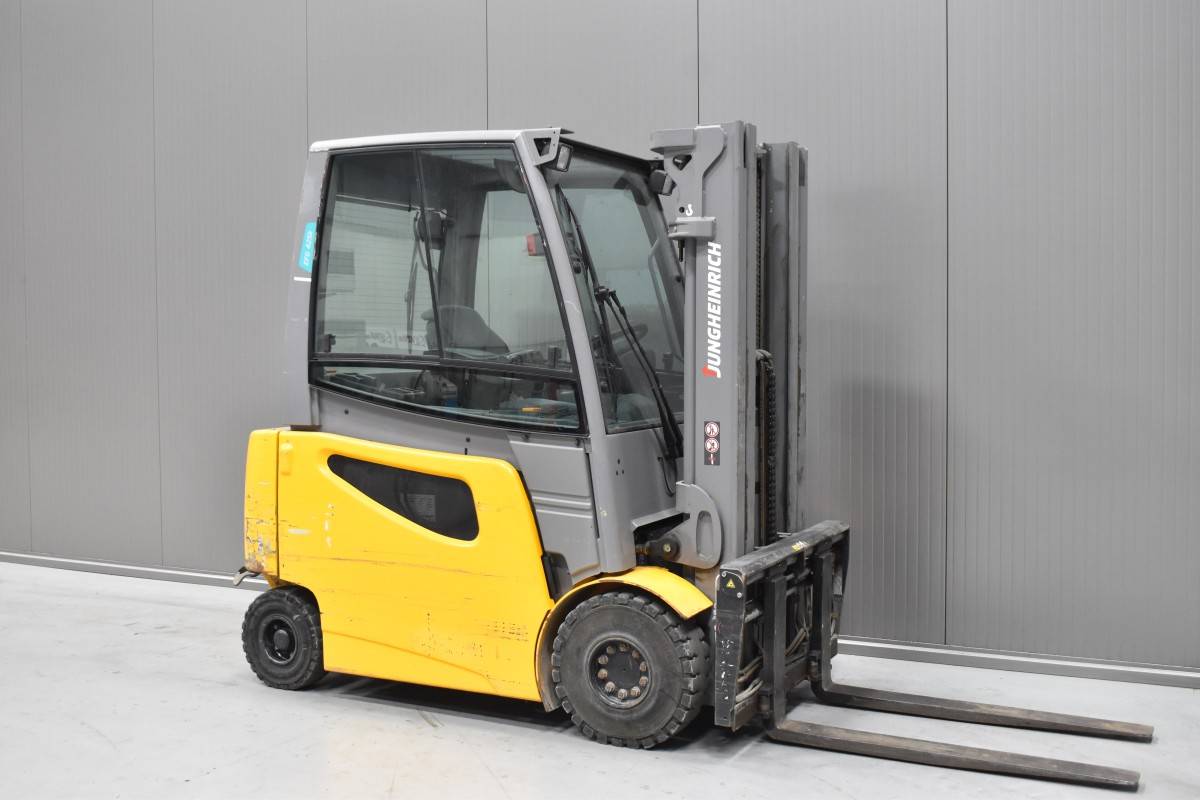 Jungheinrich EFG 425 k Gebrauchtstapler Kaufen