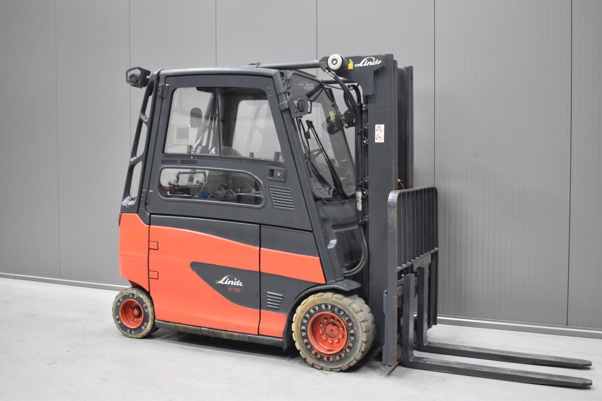 Gabelstapler Gebraucht kaufen – Linde E 30 HL - 600 - 01 mit Elektro in Österreich