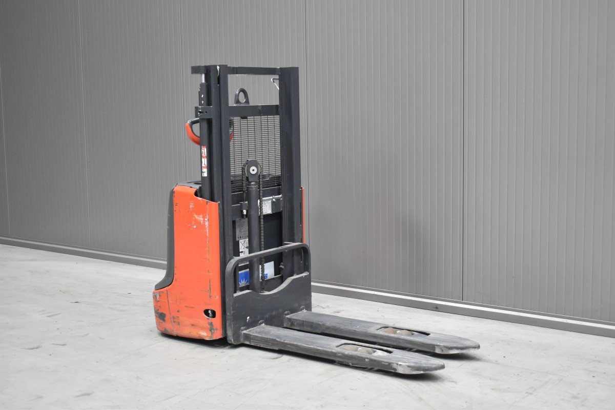 Gabelstapler Gebraucht kaufen – Linde L 12 mit Elektro in Österreich