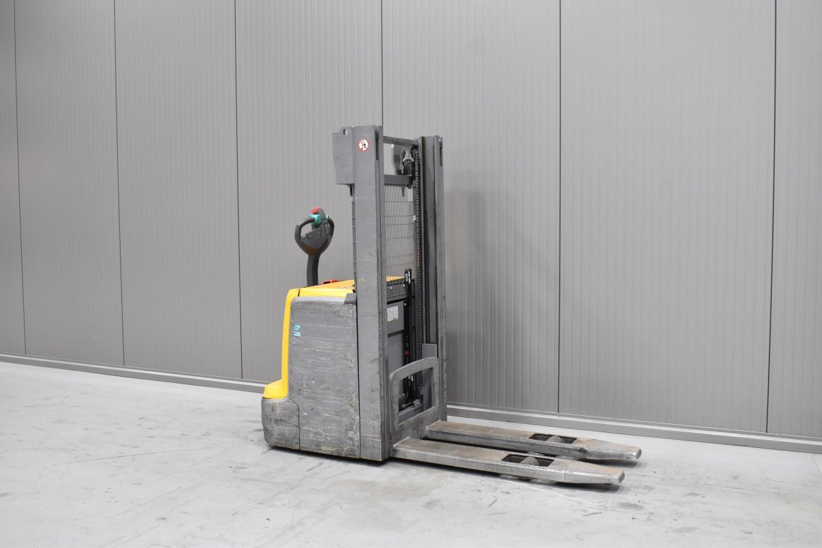 Jungheinrich EJC 216 Gebrauchtstapler Kaufen