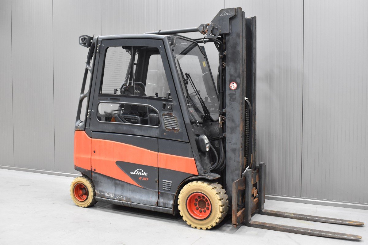 Gabelstapler Gebraucht kaufen – Linde E 30 HL - 600 - 01 mit Elektro in Österreich