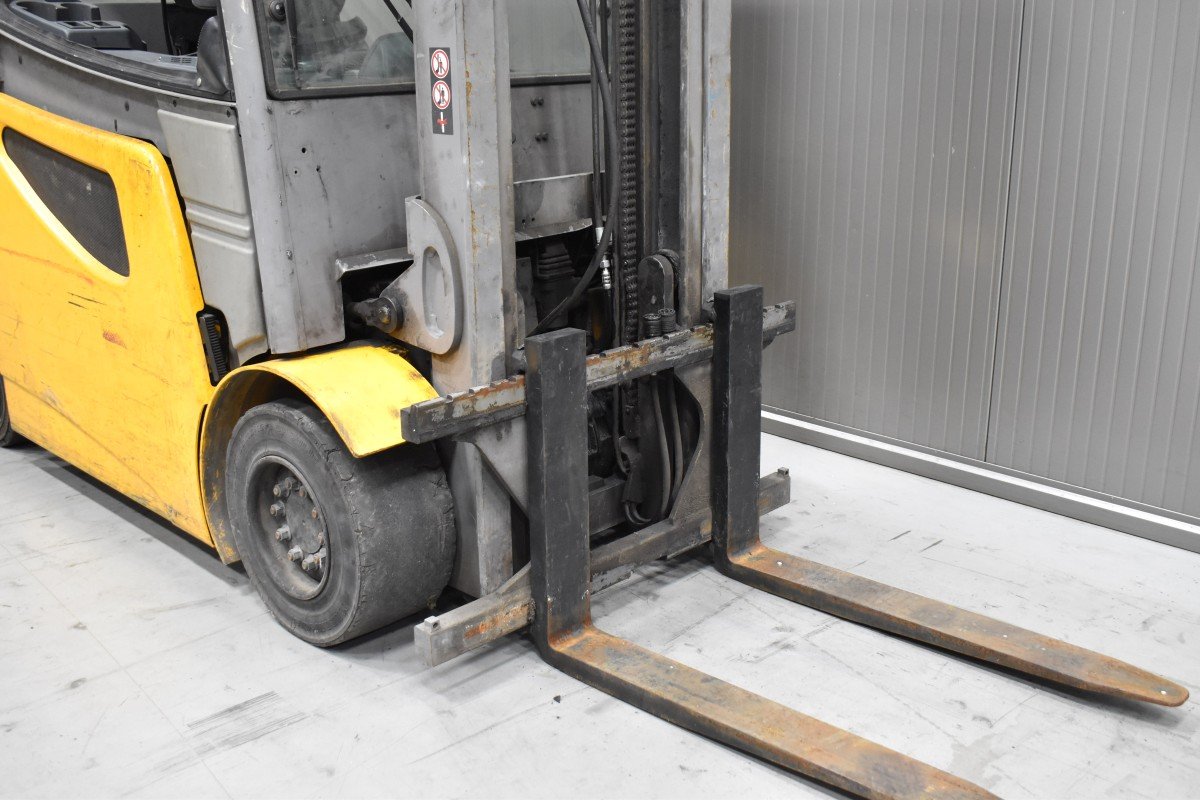 Jungheinrich EFG 430 – Bild 5