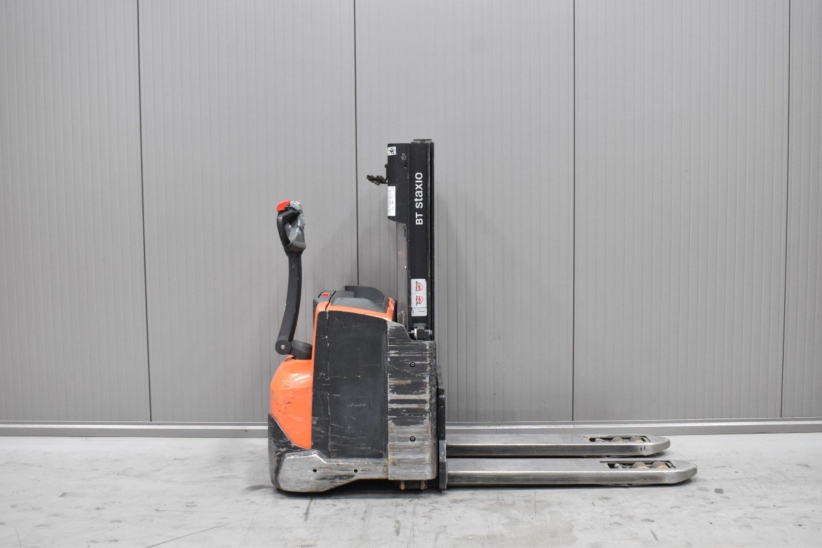 Toyota SWE 200D – Bild 2