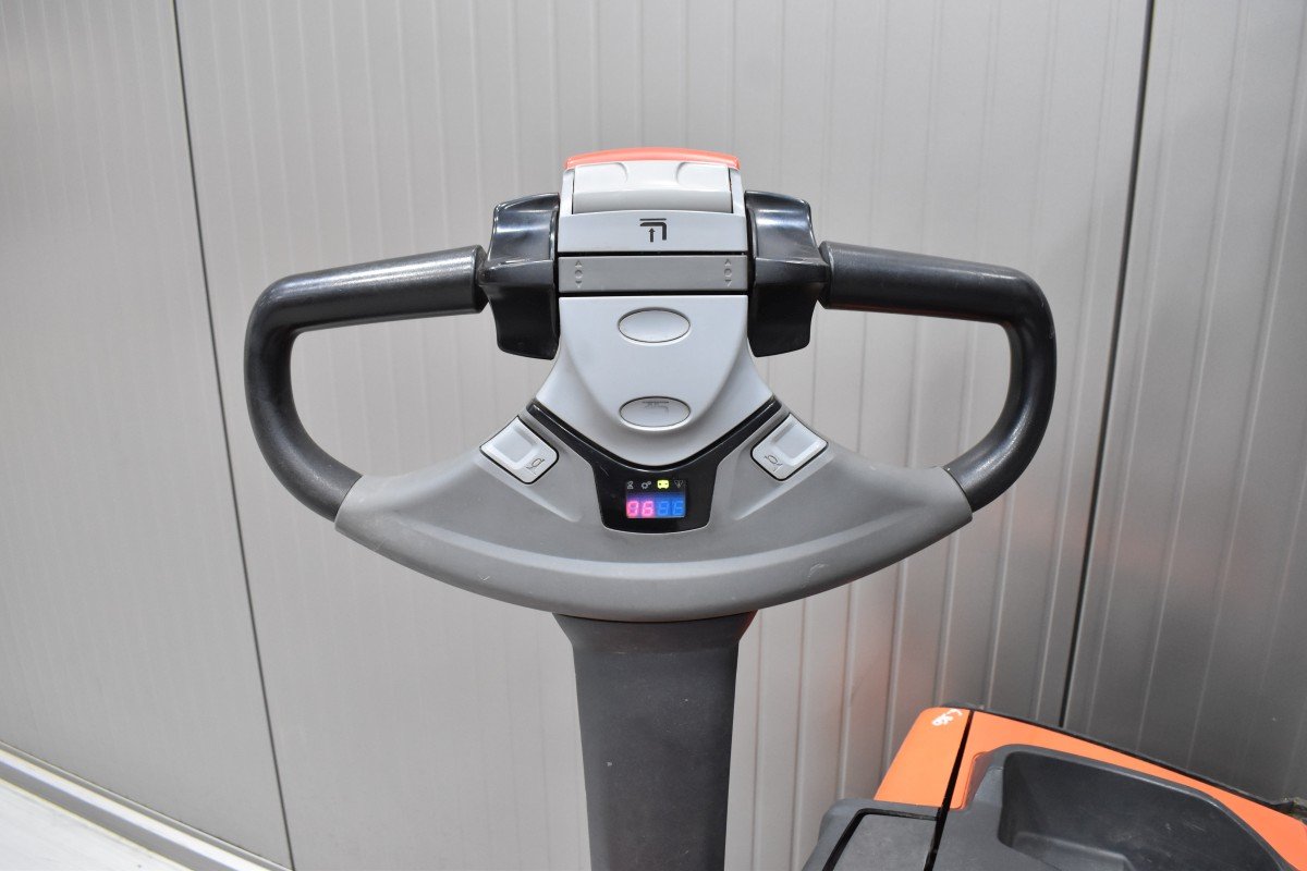 Toyota SWE 200D – Bild 5