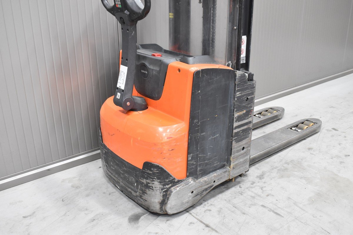 Toyota SWE 200D – Bild 6