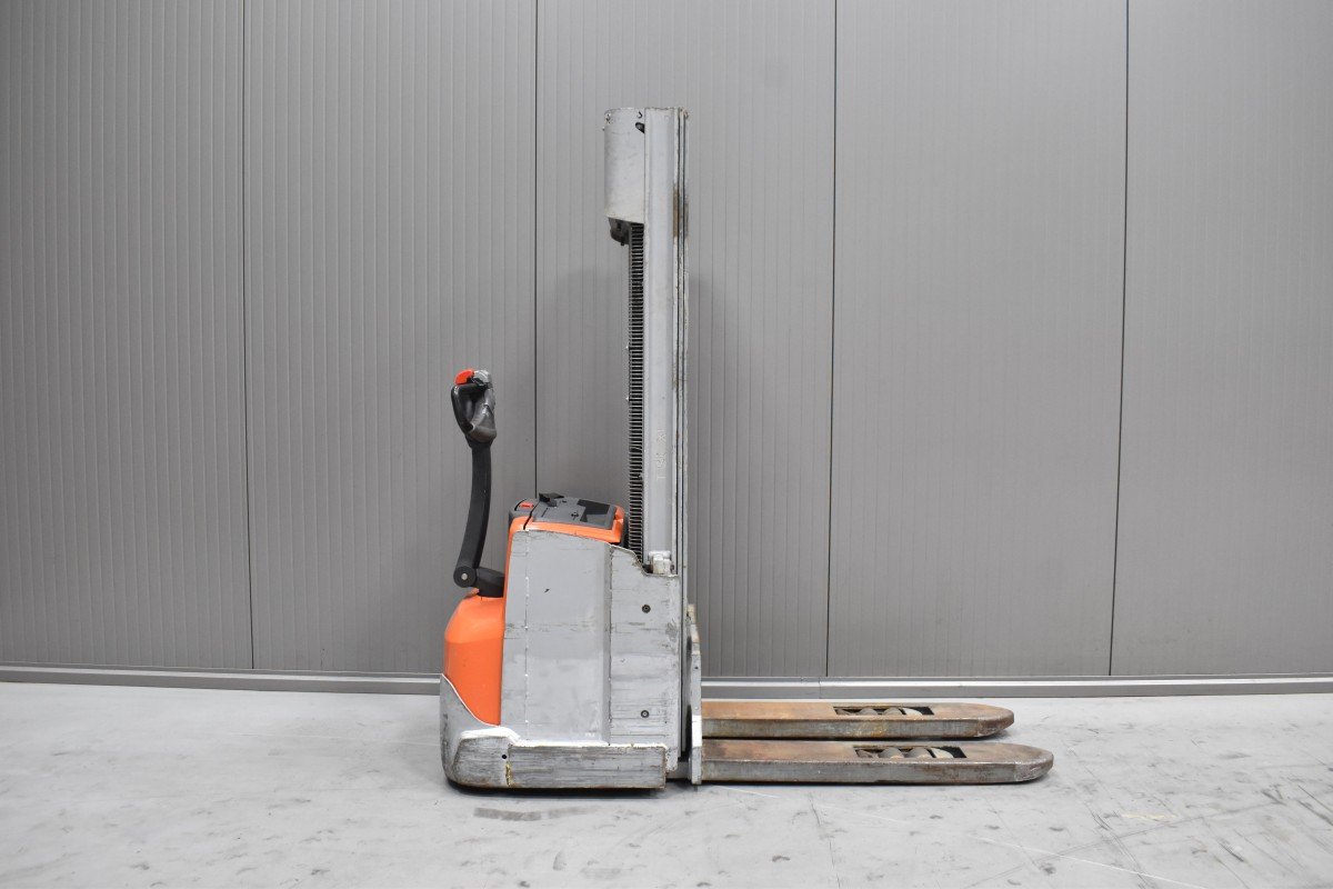 Toyota SWE 140L – Bild 2