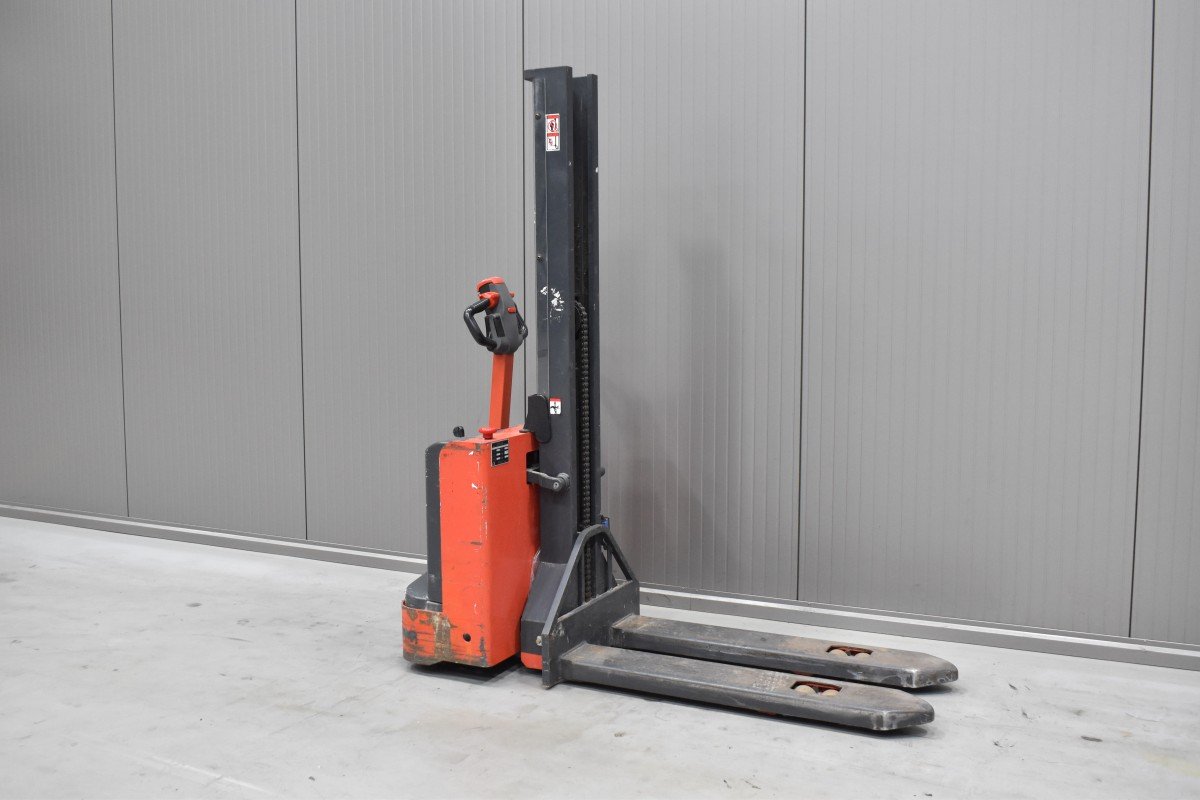 Gabelstapler Gebraucht kaufen – Linde MM 10i mit Elektro in Österreich