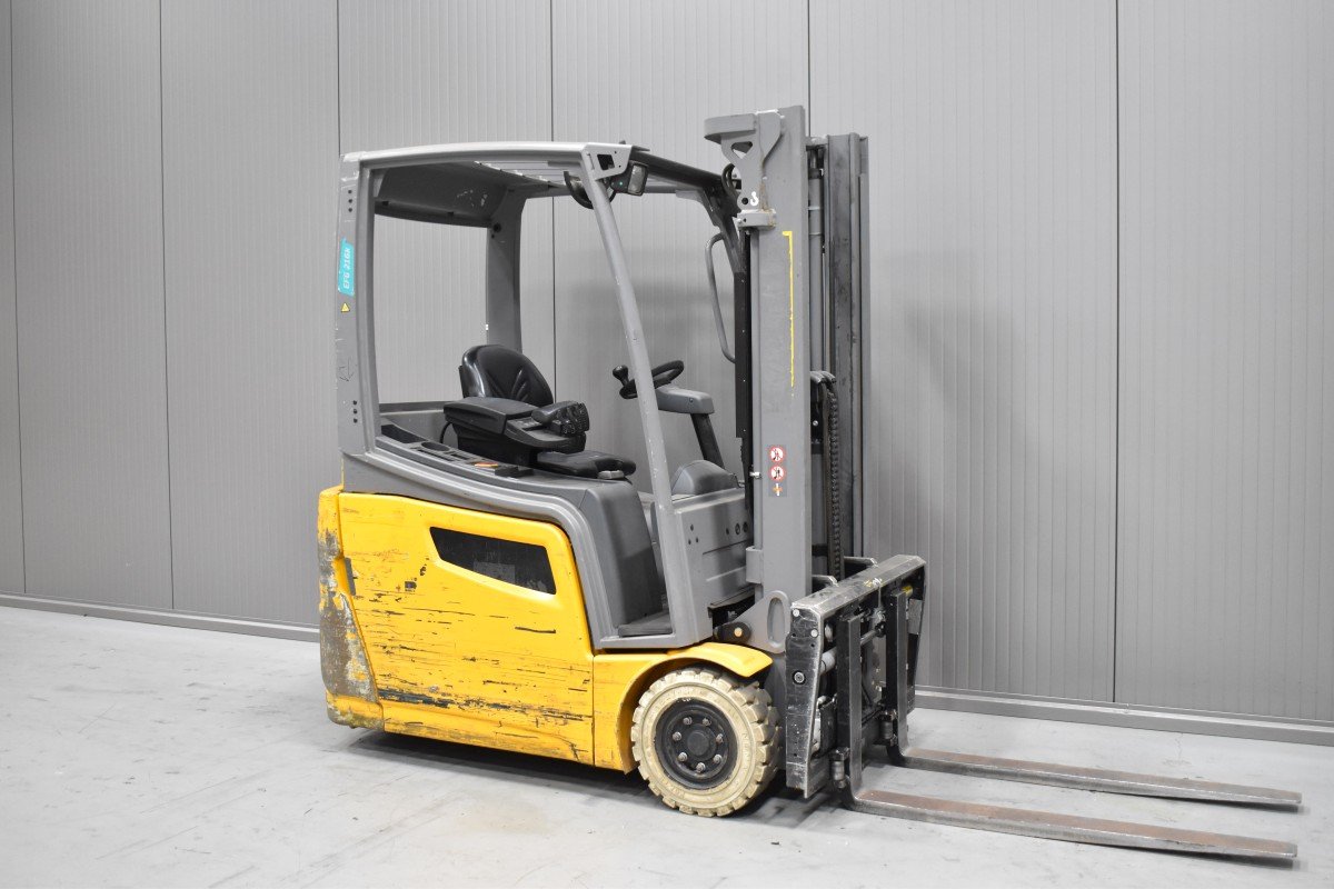 Jungheinrich EFG 216 k Gebrauchtstapler Kaufen