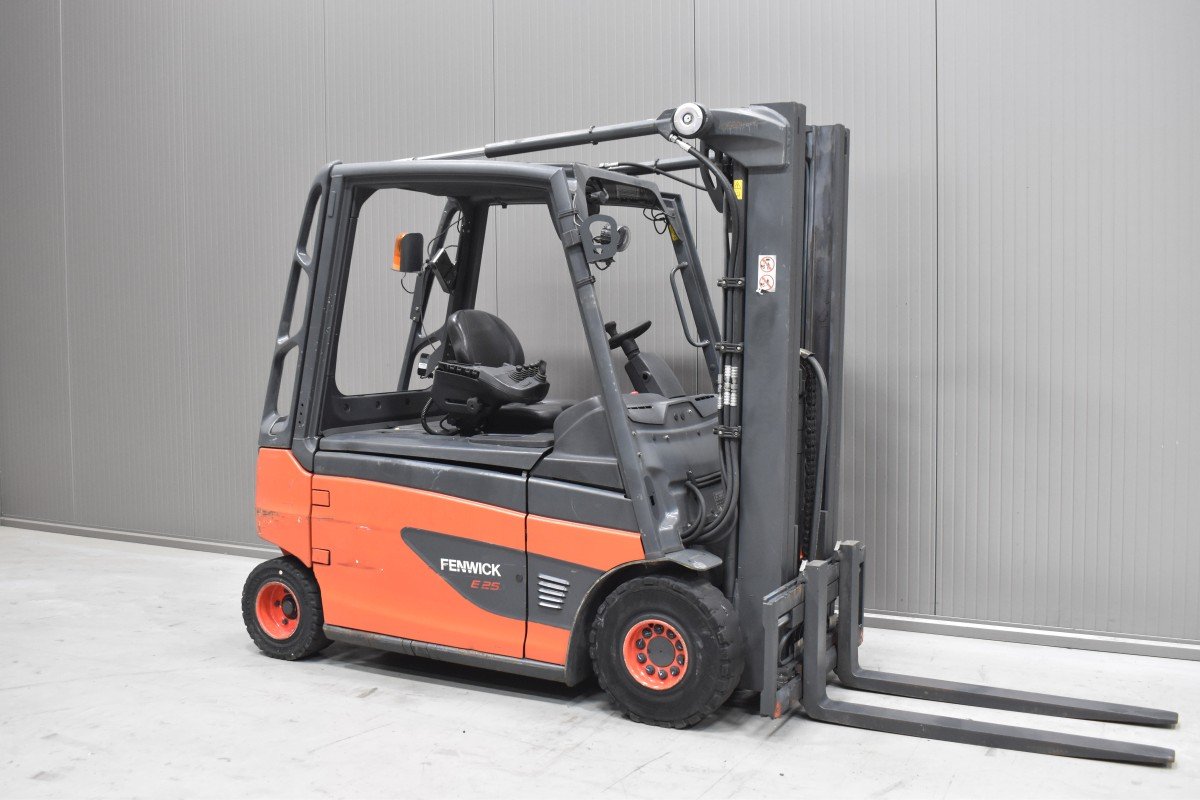 Gabelstapler Gebraucht kaufen – Linde E 25 L - 01 mit Elektro in Österreich