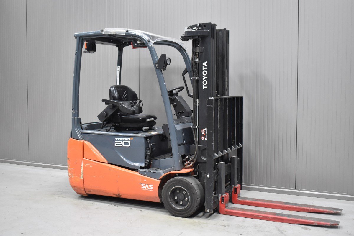 Gabelstapler Gebraucht kaufen – Toyota 8FBE20T mit Elektro in Österreich