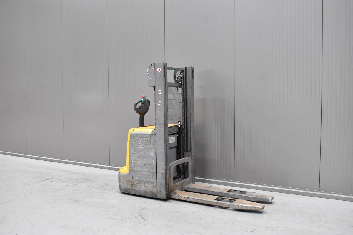 Jungheinrich EJC 216 Gebrauchtstapler Kaufen