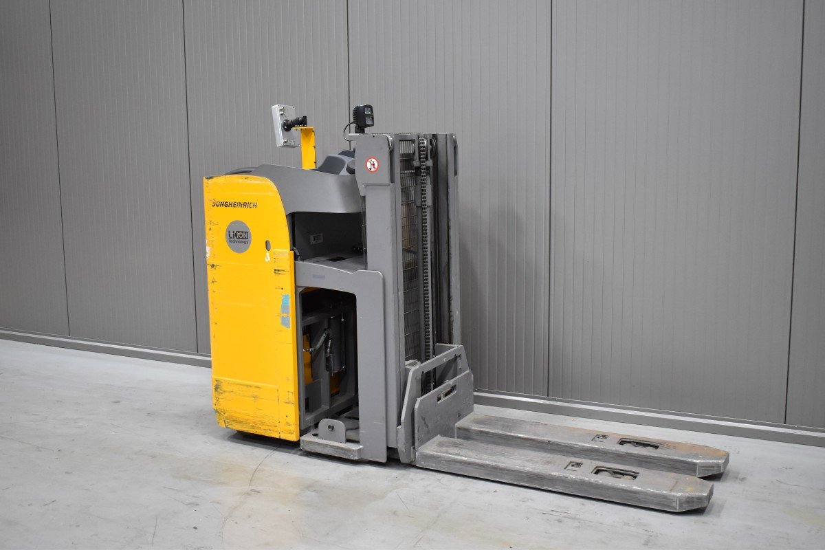 Gabelstapler Gebraucht kaufen – Jungheinrich ESD 120 mit Elektro in Österreich