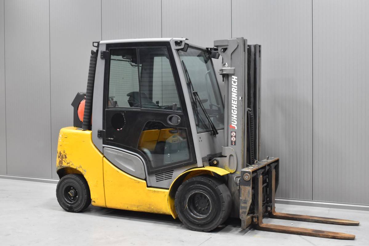Gabelstapler Gebraucht kaufen – Jungheinrich TFG 435s mit Gas in Deutschland