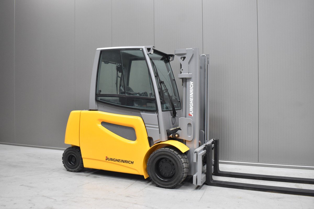 Gabelstapler Gebraucht kaufen – Jungheinrich EFG 550 mit Elektro in Österreich