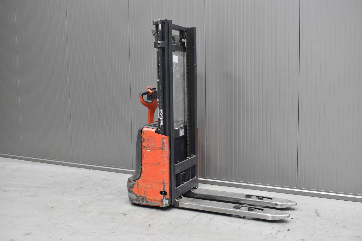 Gabelstapler Gebraucht kaufen – Linde L 10 mit Elektro in Österreich