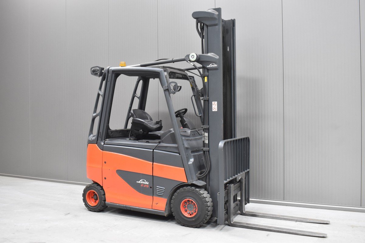Gabelstapler Gebraucht kaufen – Linde E 25 H - 600 - 01 mit Elektro in Österreich
