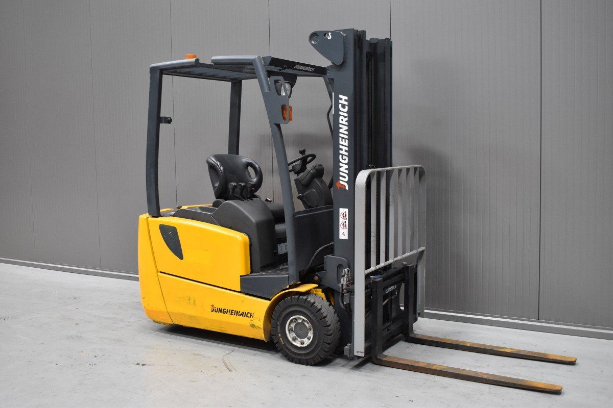 Gabelstapler Gebraucht kaufen – Jungheinrich EFG 216 kn mit Elektro in Österreich