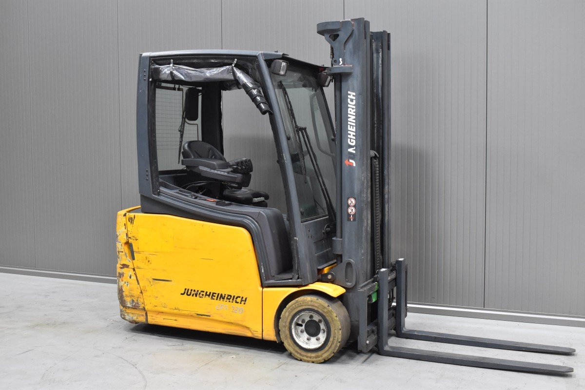 Gabelstapler Gebraucht kaufen – Jungheinrich EFG 220 mit Elektro in Österreich