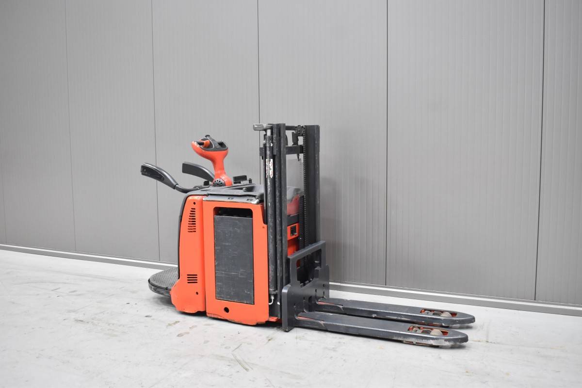 Linde D 12 AP Gebrauchtstapler Kaufen