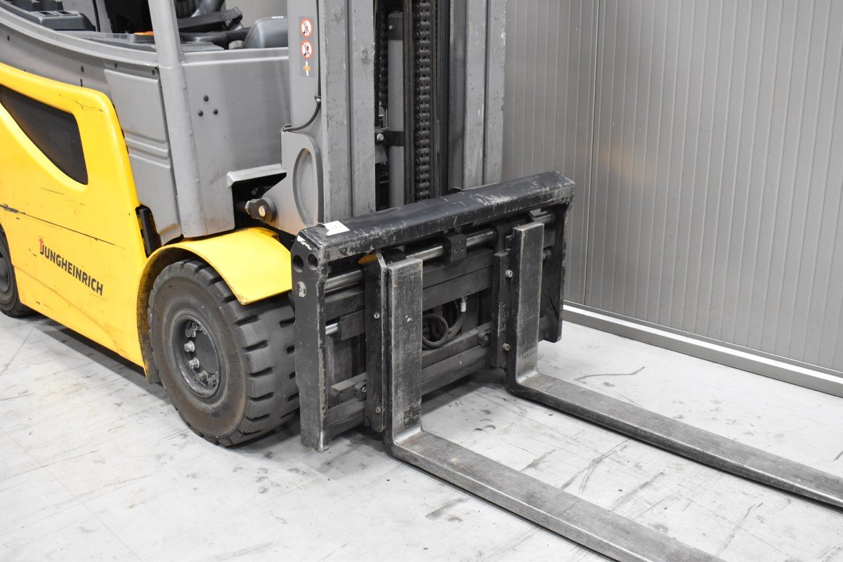 Jungheinrich EFG 425 k – Bild 5