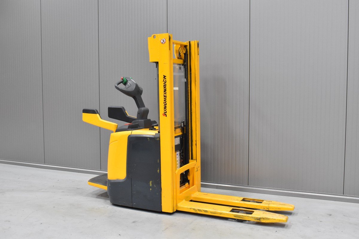 Gabelstapler Gebraucht kaufen – Jungheinrich ERC 214 mit Elektro in Österreich