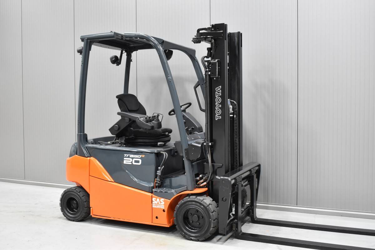 Gabelstapler Gebraucht kaufen – Toyota 8FBM20T mit Elektro in Deutschland